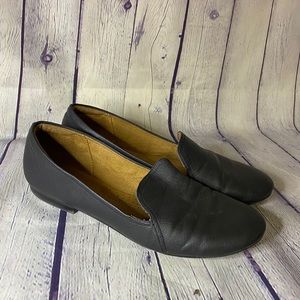 Natural Soul by Naturalizer Black Loafer Size 7